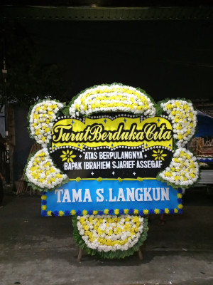 Papan Bunga Duka di Nenggeagin
